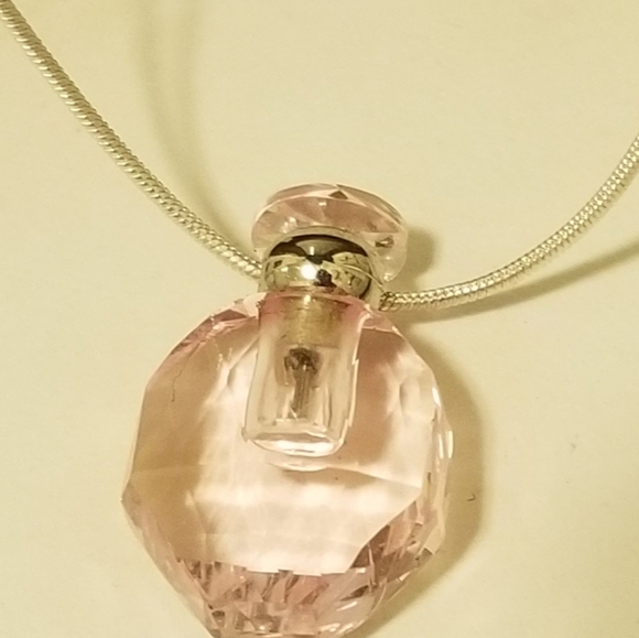 Pendant Crystal perfume holder . - Picture 1 of 8